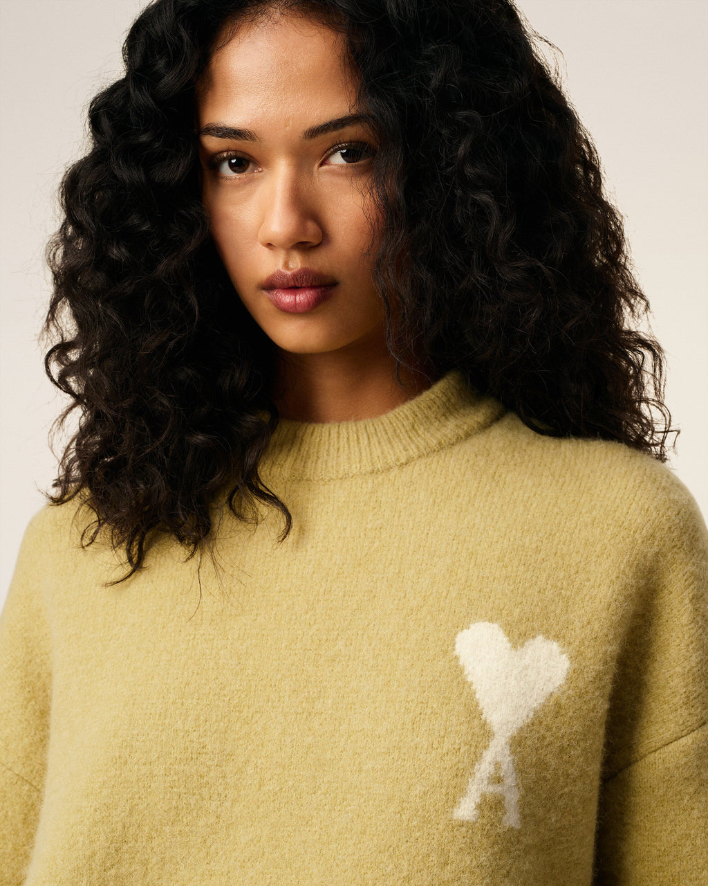 Pull Jaune Col Rond Ami De Coeur En Alpaga